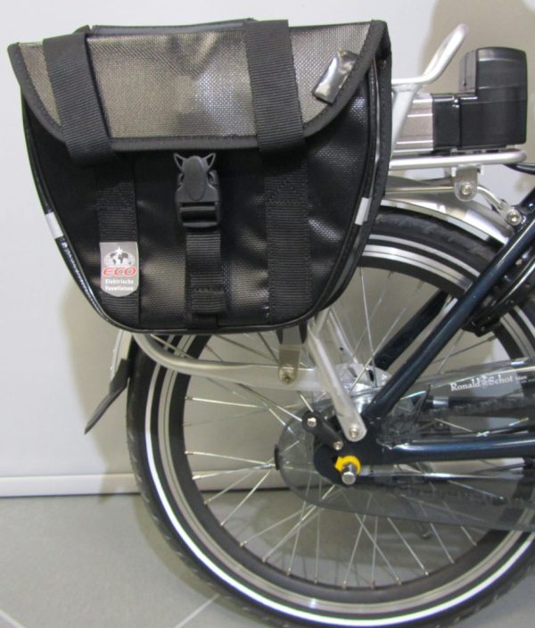 Eco-Traveller-enkel-tas-zwart-878x1030